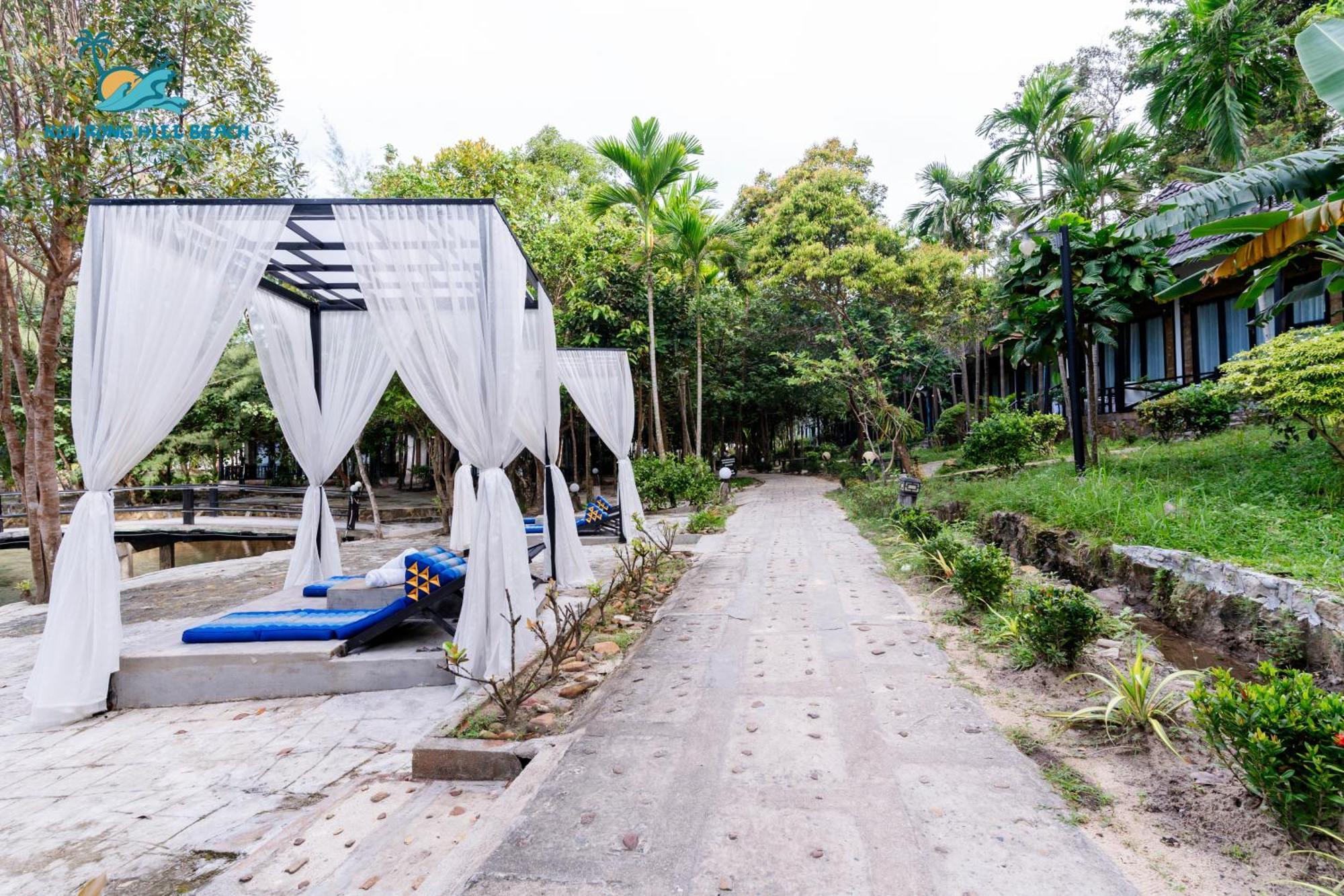 Koh Rong Hill Beach Resort Derm Tkov Village Buitenkant foto